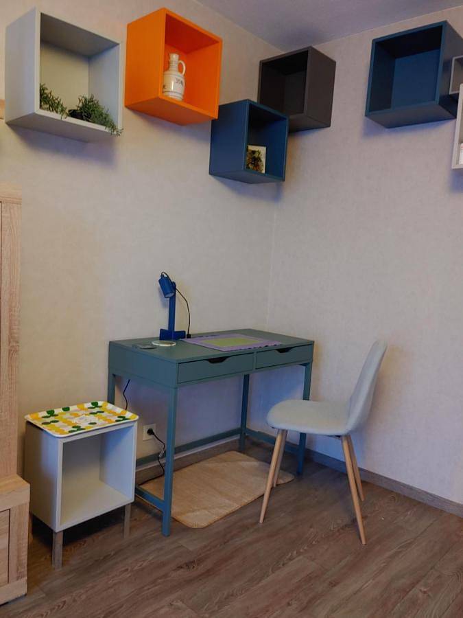 Appartement entier, Appartement F2 Strasbourg Métropole, 44qm, 2 Zimmer, komfortabel, Balkon, Tram 5 Minuten in Bischheim, Région de Strasbourg