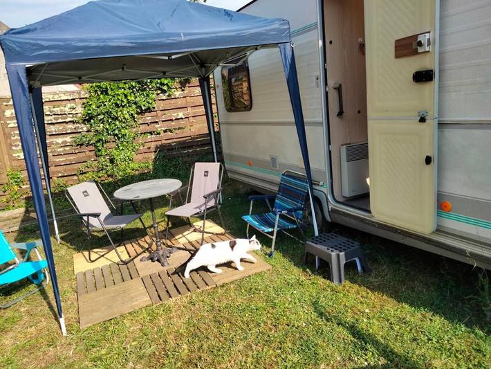 Tente pour 3 personnes, avec Jardin
