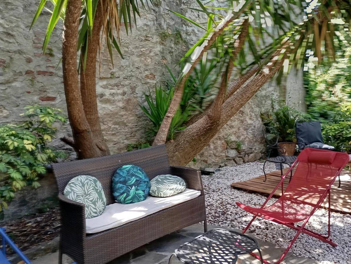 Appartement entier, Maison deux chambres, garage, jardin, Chez Nadine in Laroque-des-Albères, Région de Céret