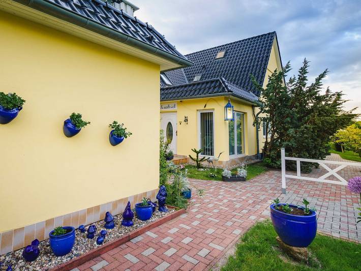 Ferienwohnung für 2 Personen, mit Terrasse und Garten in Zingst - 2