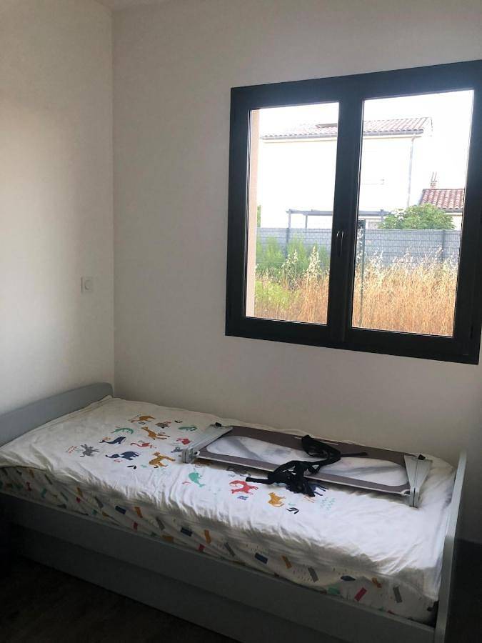 Location de vacances pour 5 personnes, avec piscine ainsi que terrasse et vue à Domessargues - 4