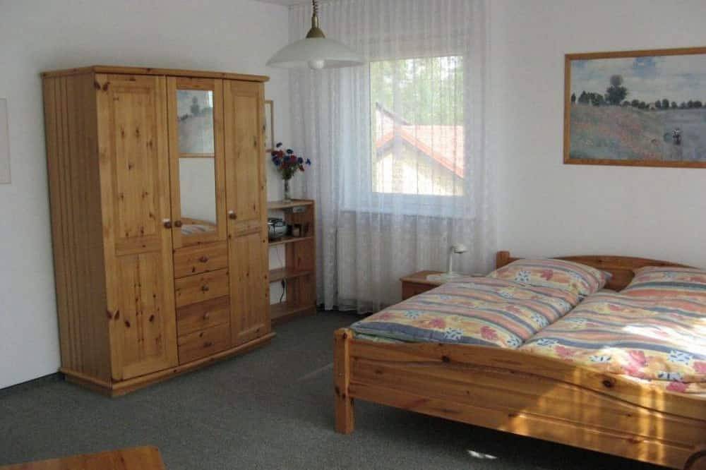 Ganze Wohnung, Appartement in Żarnowska mit Großem Garten in Żarnowska, Slowinzischer Nationalpark