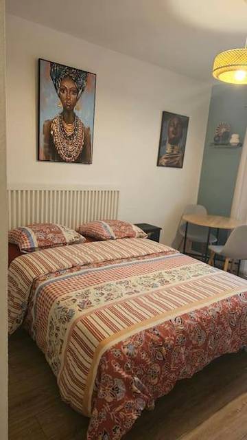 Gîte pour 2 personnes, avec jardin à Villenave-d'Ornon