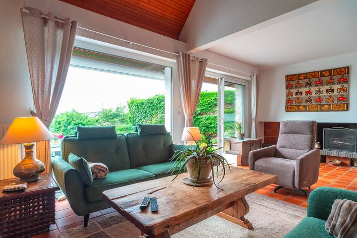 Location de vacances pour 8 personnes, avec jardin et terrasse dans Plage du Roaliguen - 3