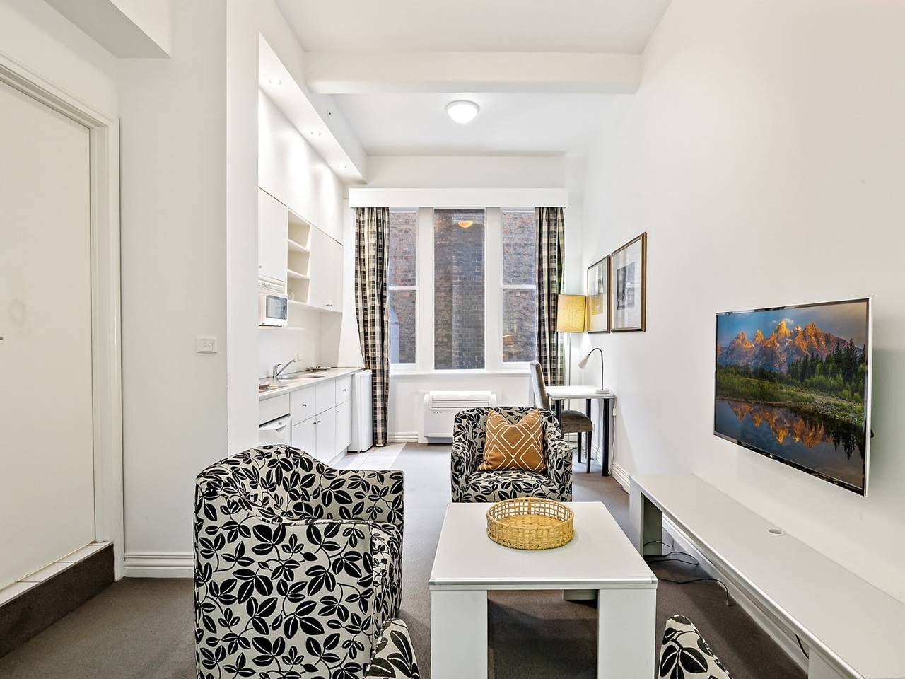 Entire studio, Inner-City Studio – Walk to Everything! in Melbourne, Victoria