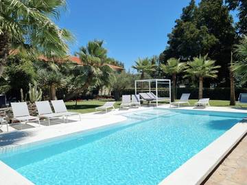 Hôtel pour 4 personnes, avec jacuzzi ainsi que jardin et piscine dans Santo Tirso