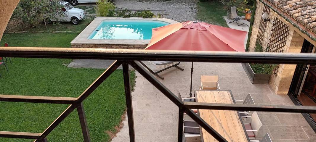 Location de vacances pour 9 personnes, avec terrasse à Villevieille - 2