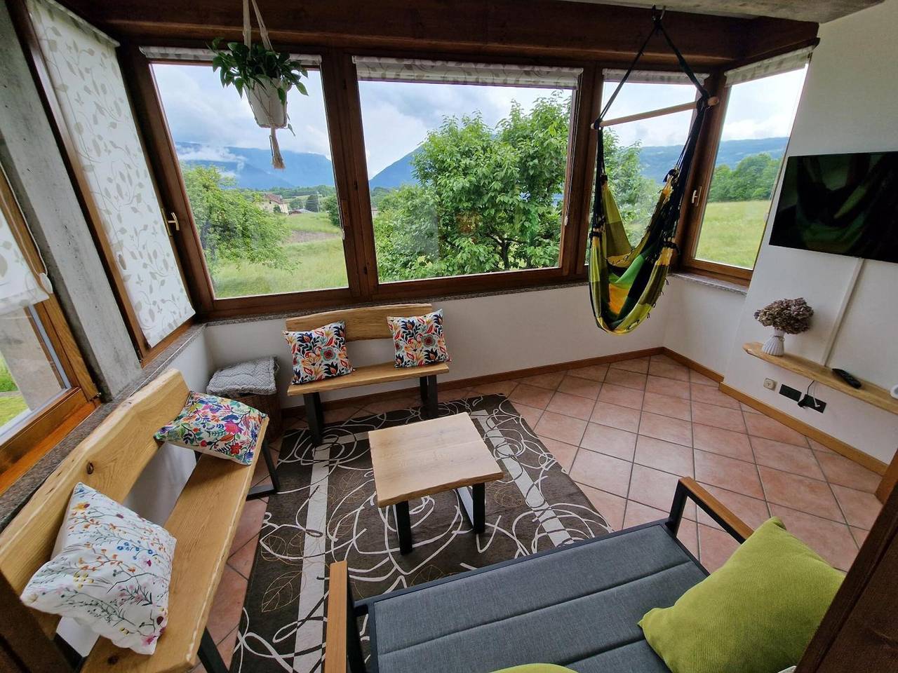 Ganze Wohnung, La Veranda – Ferienwohnung Alpago am Fuße des Monte Dolada, nahe Lago di Santa Croce in Pieve d'Alpago, Südliche Karnische Alpen
