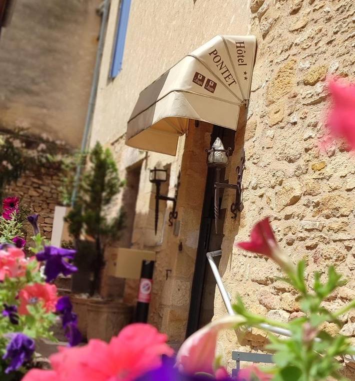 Hôtel pour 2 personnes, avec terrasse et vue à Beynac-et-Cazenac - 4