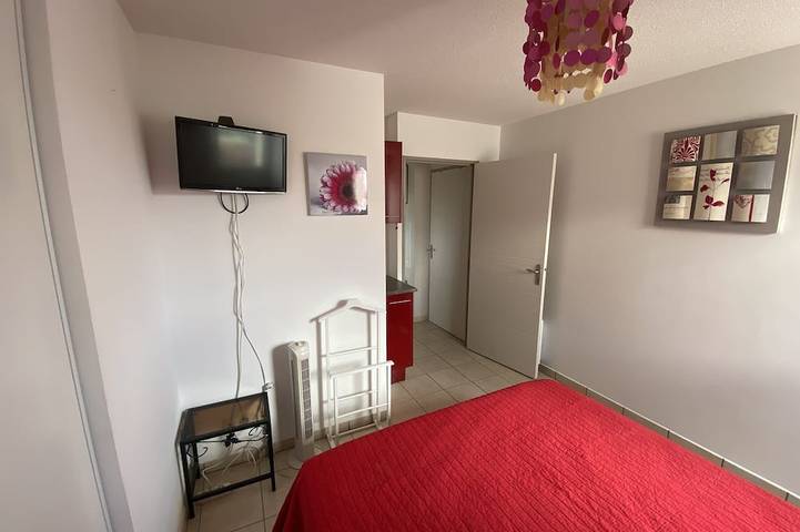 Appartement entier, Serignan - Appartement 4 Pers. avec climatisation in Sérignan, Côte méditerranéenne (France)