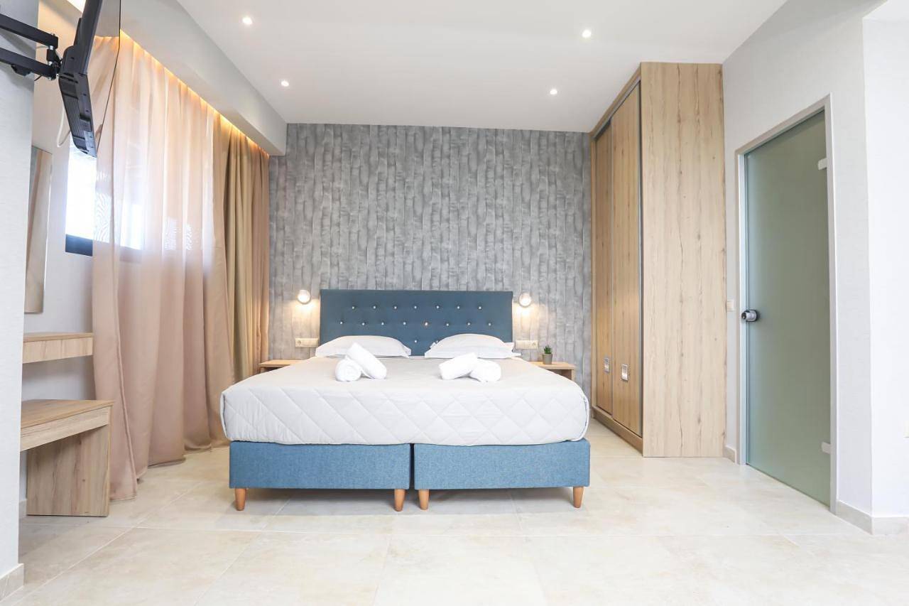 Corfu Studios & Apartments in Benitses, Corfu, Corfou