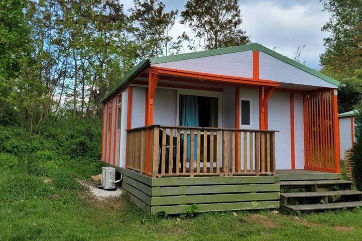 Casa rural para 5 personas, con terraza y piscina - 1