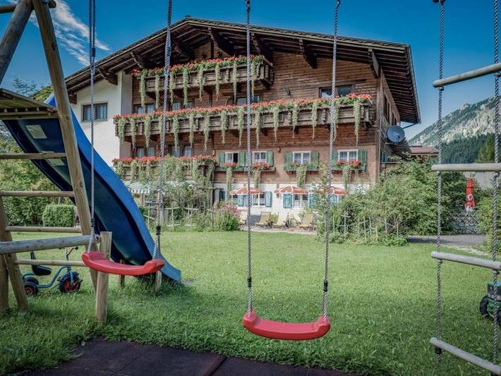 Ferienhaus für 4 Personen, mit Sauna und Ausblick sowie Garten in Grän - 3