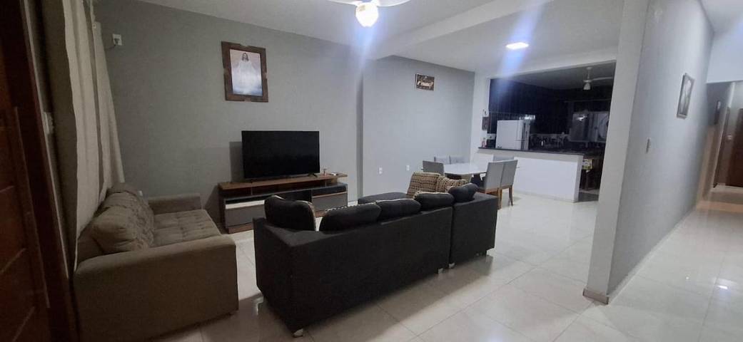 Casas e apartamentos de temporada para 10 pessoas, com balcão e vista em Corumbá