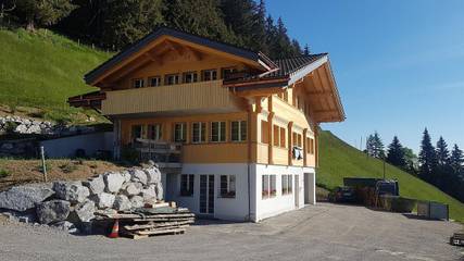 Cottage pour 3 personnes, avec terrasse et vue à Adelboden