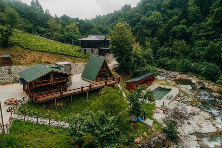 Hôtel pour 2 personnes, avec balcon et vue