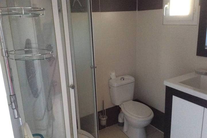 Gîte pour 2 personnes, avec jardin et piscine à Lunel-Viel - 2