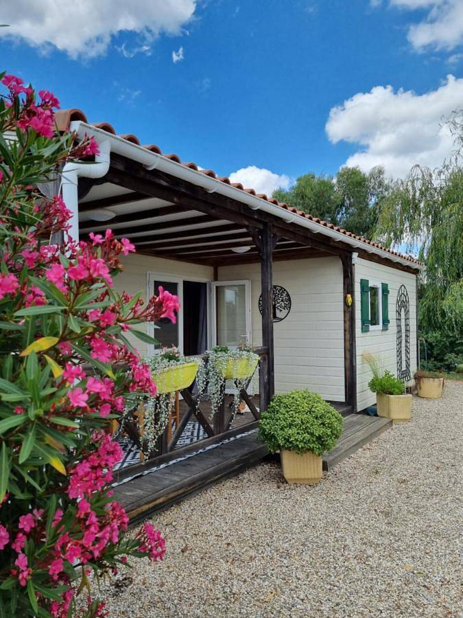 Montesquiou-Chalet-5 personnes in Montesquiou, Gers