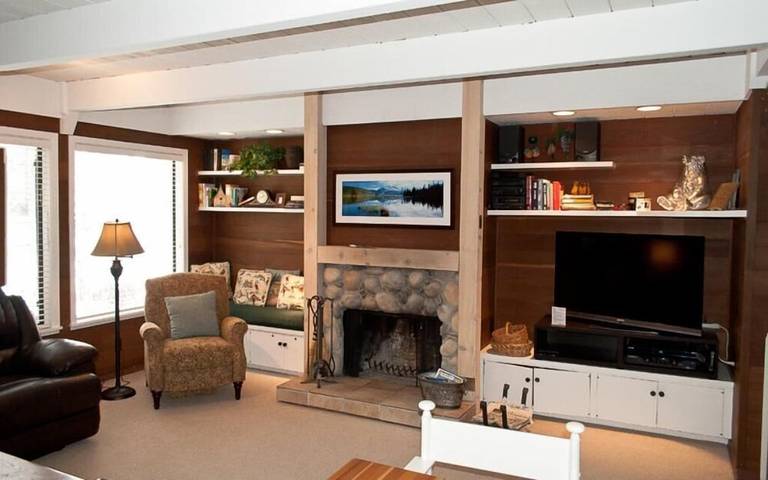 Vacation rental for 6 people, with balcony and pool in Sun Valley ID