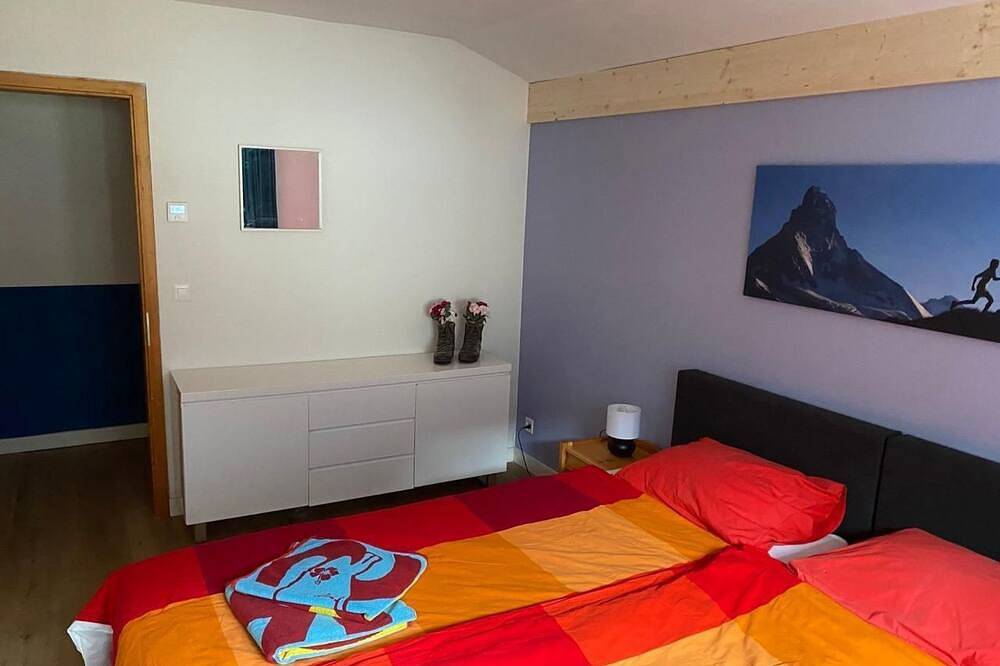 Ganze Wohnung, Spring Inn Apartment in Schattenhalb, Berner Oberland