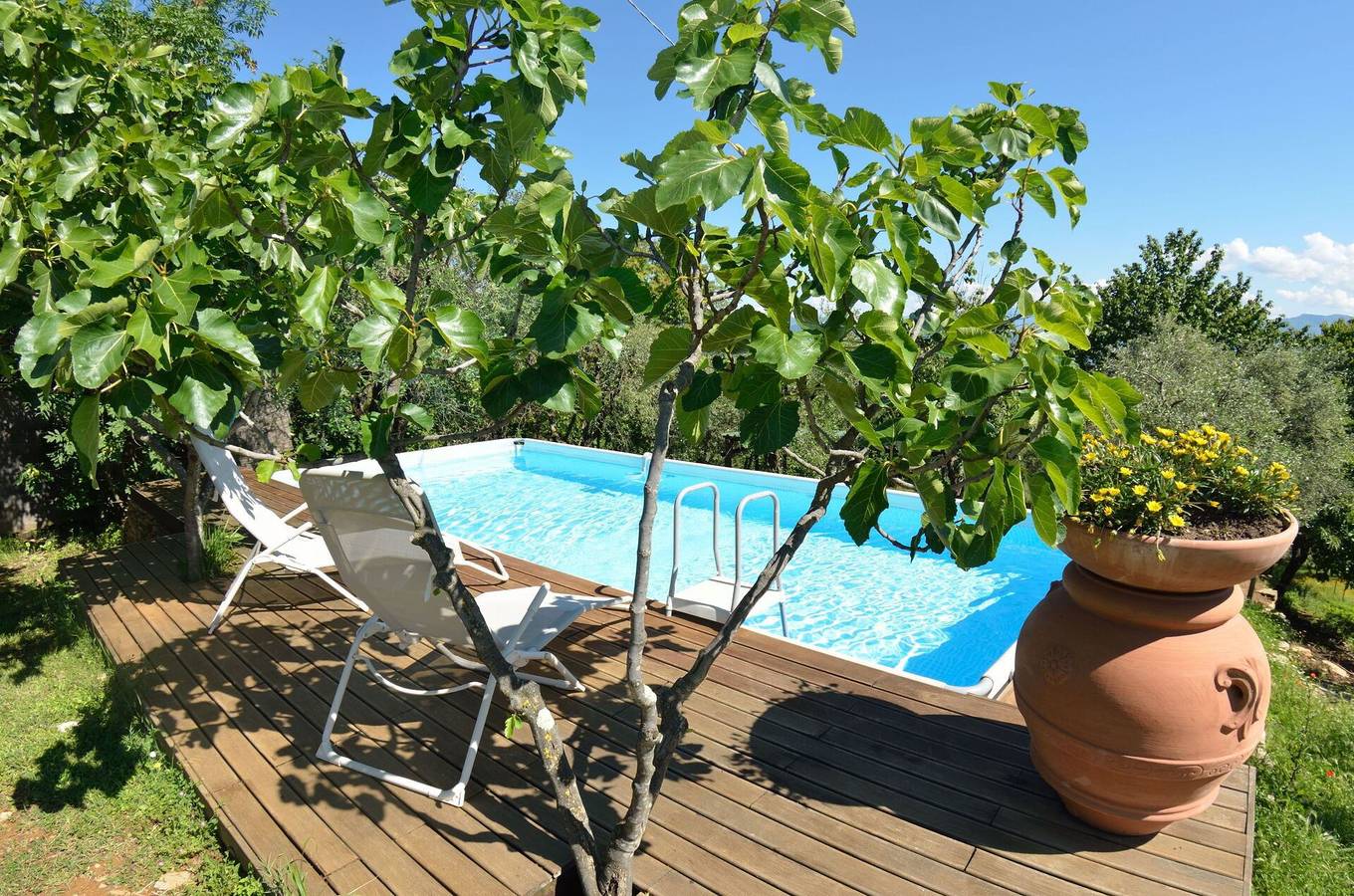 Bauernhaus für 9 Personen mit Pool in Lucca Provinz