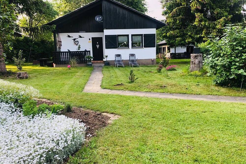 Komfortables 4* Ferienhaus,überdachte Terrasse,Garten,Wlan, inkl. Nebenkosten in Ferienpark Himmelberg, Thalfang