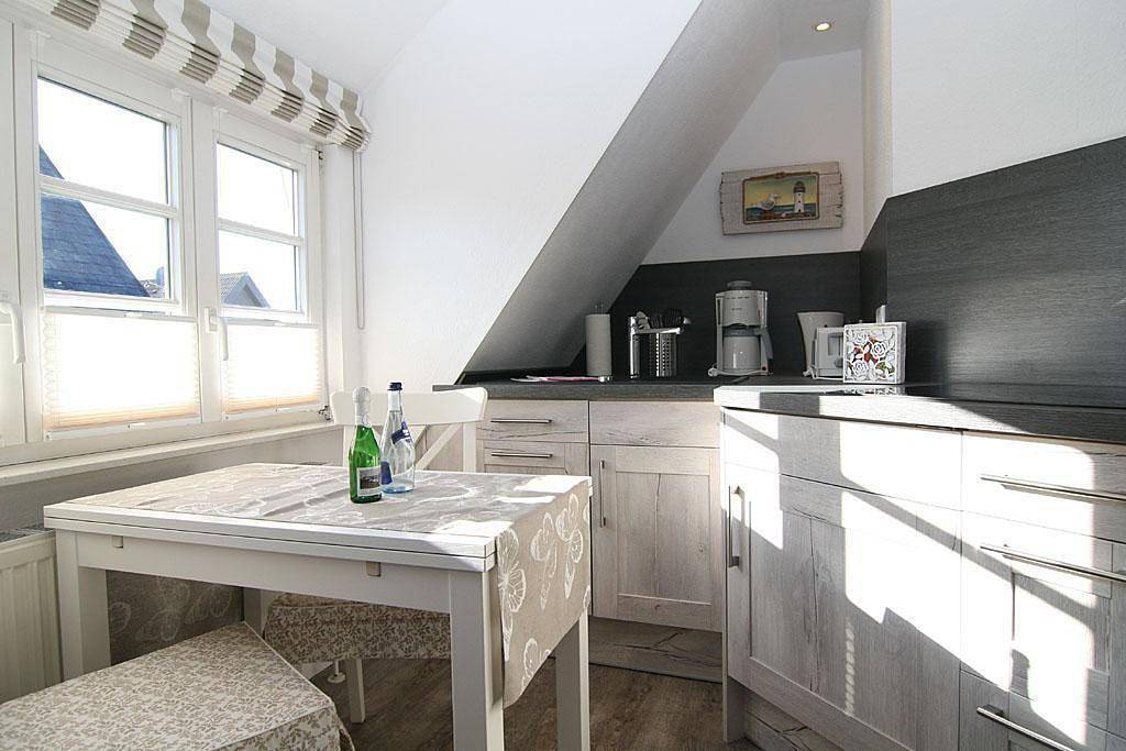 Ganze Ferienwohnung, Haus Claßen, 35qm mit Wlandsl in Strand Hörnum, Hörnum