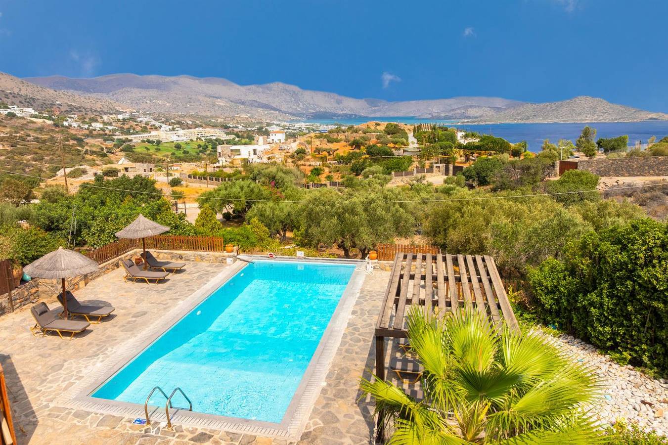Villa for 12 personer med balkon in Elounda, Nord Kreta