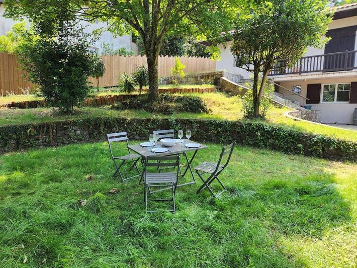 Gîte pour 4 personnes, avec jardin et terrasse dans Golf International D Arcachon La Teste De Buch