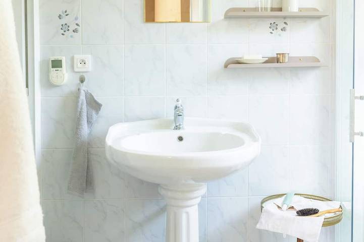 Location de vacances pour 2 personnes, avec jardin à Gennes - 4