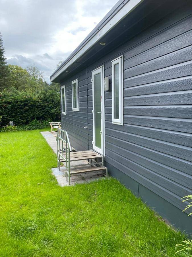 Chalet voor 4 personen, with Terras and Tuin as well as Uitzicht in Ermelo