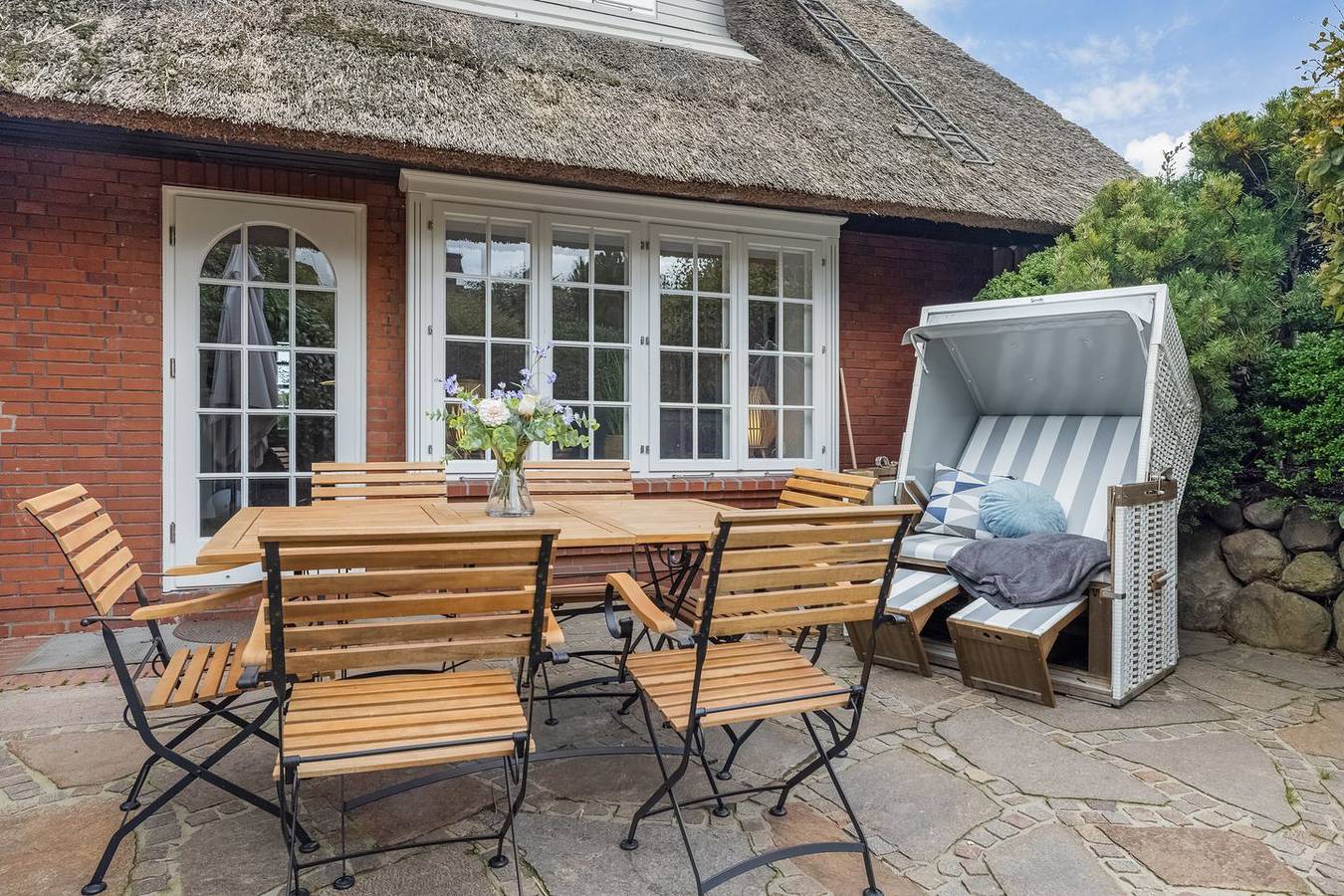 Exklusives Reetdachhaus für 6 Pers. mit Sauna, Kamin, Garten, Pkw-Stellplatz. in Kampen (Sylt), Sylt