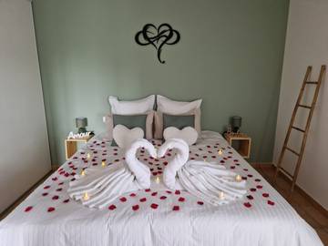 Gîte pour 2 personnes, avec jardin ainsi que jacuzzi et terrasse dans le Gers