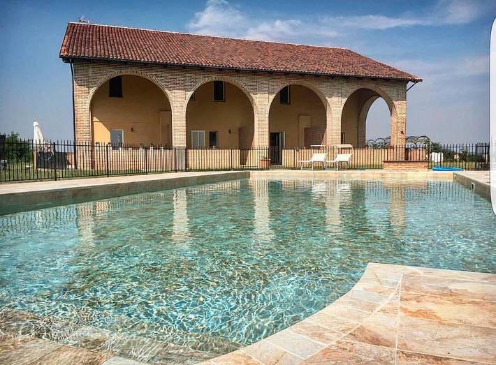 Casa vacanza per 7 persone, con Terrazza e Giardino nonché Piscina e Panorama a Vignale Monferrato