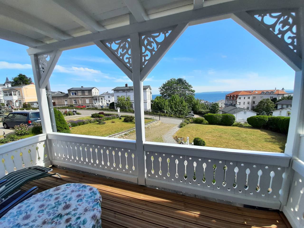 Ganze Wohnung, Ferienwohnung "Villa Bella Vista - Meerblick 1" mit Meerblick, Balkon und Wlan in Sassnitz, Nationalpark Jasmund