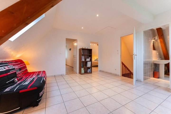 Gîte pour 8 personnes, avec jardin à Houssen - 2