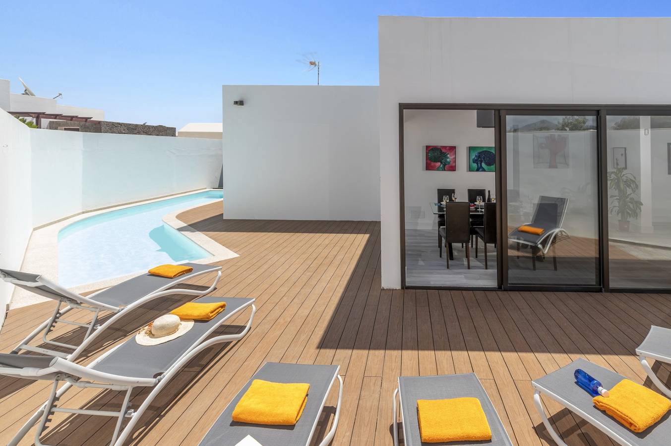 Villa for 6 People in Playa Matagorda, Tías