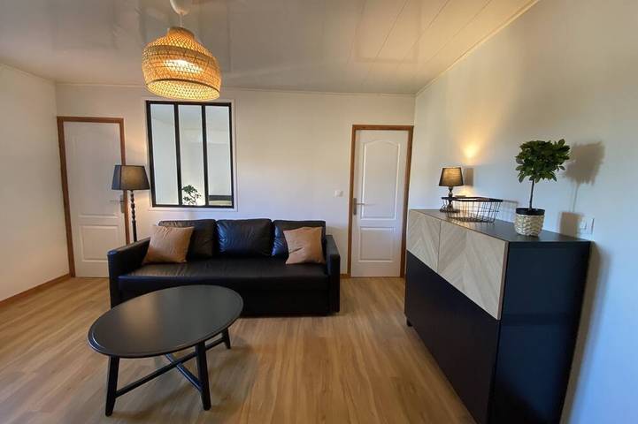 Location de vacances pour 4 personnes, avec jardin à Châtillon (Jura)