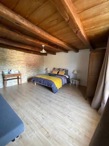 Chambre d’hôte pour 4 personnes, avec piscine ainsi que jardin et vue à Le Val-d'Esnoms