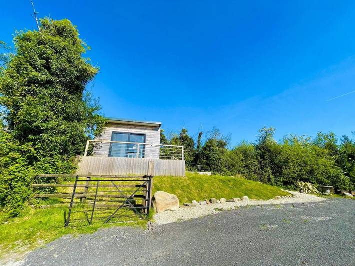 Holiday letting for 2 people, with Terrace and View in County Cavan