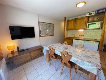 Gîte pour 6 personnes, avec terrasse à Flumet