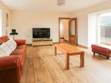 Cottage for 8 People in Lowlands, North Lanarkshire, Photo 4