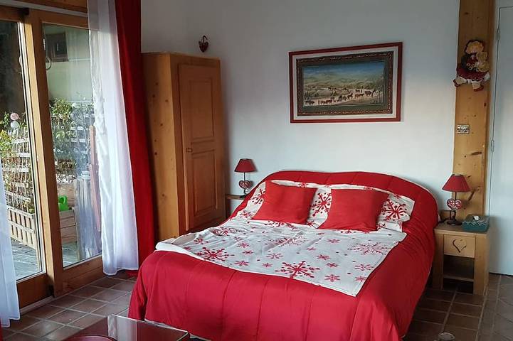 Gîte pour 2 personnes, avec jardin et terrasse, animaux acceptés à Domancy - 2