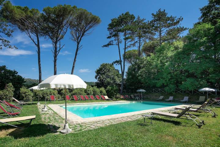 Ferienhaus für 30 Personen, mit Garten in Umbrien