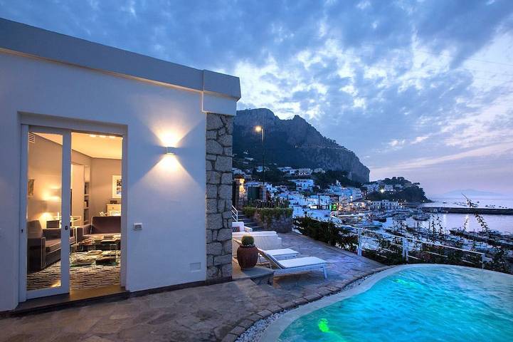 Villa pour 4 personnes, avec jardin ainsi que balcon et jacuzzi - 1