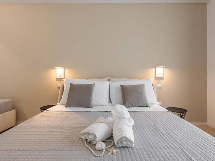 Maison d’hôte pour 3 personnes, avec vue ainsi que jardin et piscine à Villasimius - 2