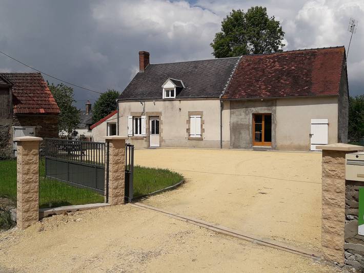 Gîte pour 10 personnes, avec jardin, animaux acceptés