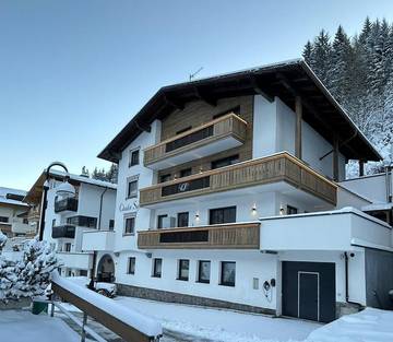 Hütte für 4 Personen, mit Ausblick und Terrasse in Ischgl