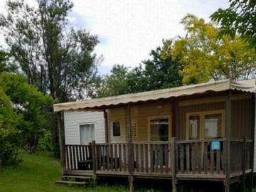 Camping pour 6 Personnes dans Saint-Félix-de-Bourdeilles, Périgord Vert, Photo 2