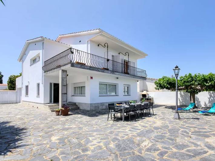 Villa pour 10 personnes, avec terrasse - 1
